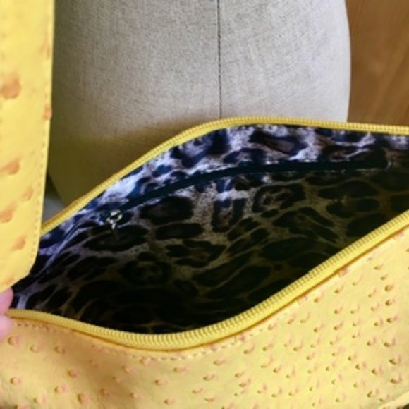 Reversible Tote Green Yellow Ostrich Convertible Shoulder Strap NWOT - Picture 9 of 9